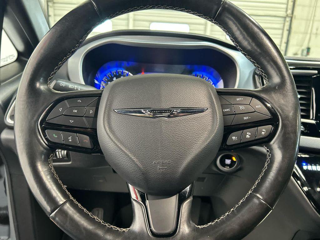 used 2020 Chrysler Pacifica car, priced at $16,486