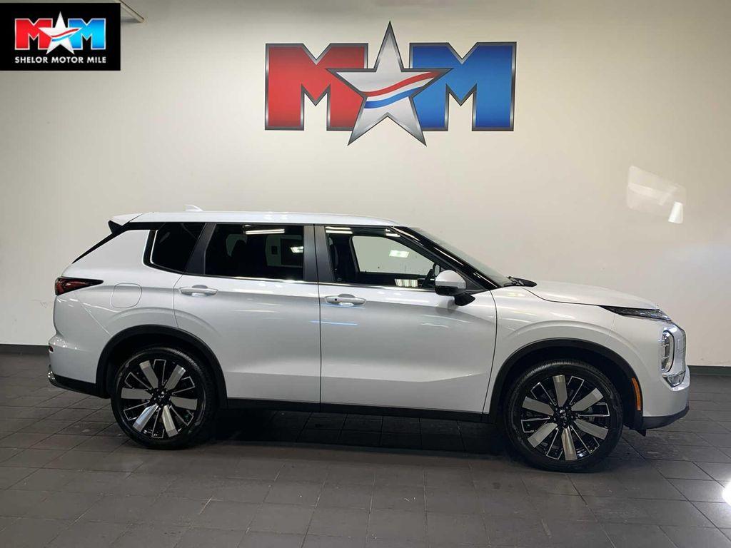 new 2026 Mitsubishi Outlander car, priced at $38,767