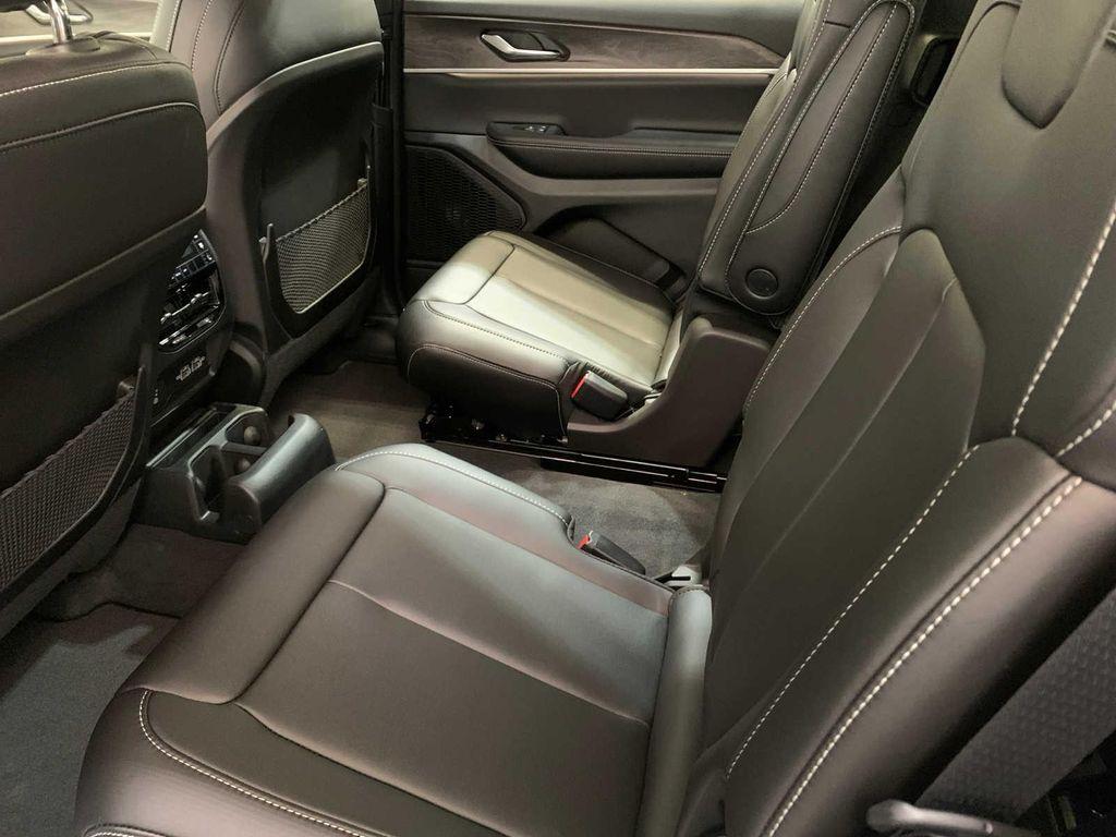 new 2025 Jeep Grand Cherokee L car, priced at $49,125