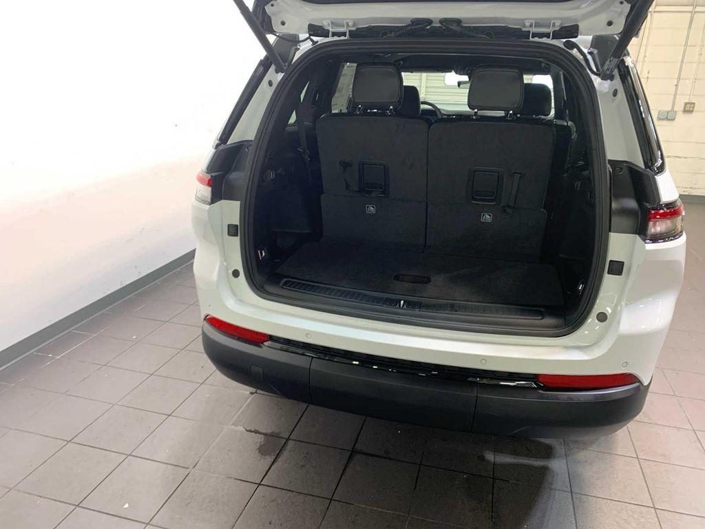 new 2025 Jeep Grand Cherokee L car, priced at $49,125