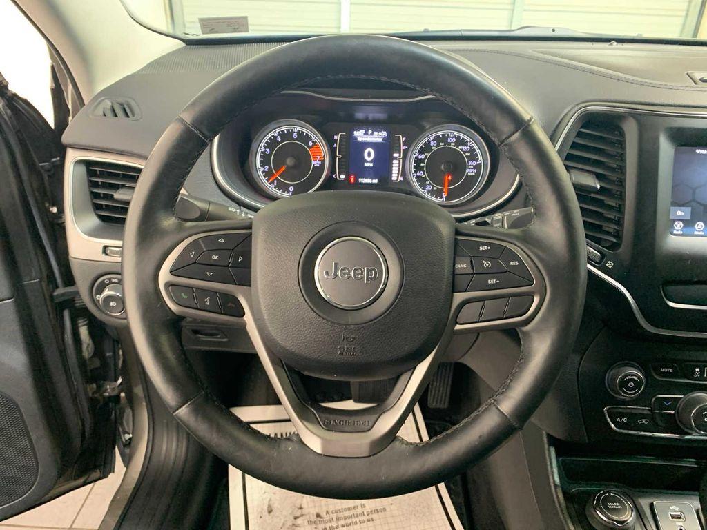 used 2019 Jeep Cherokee car, priced at $13,485