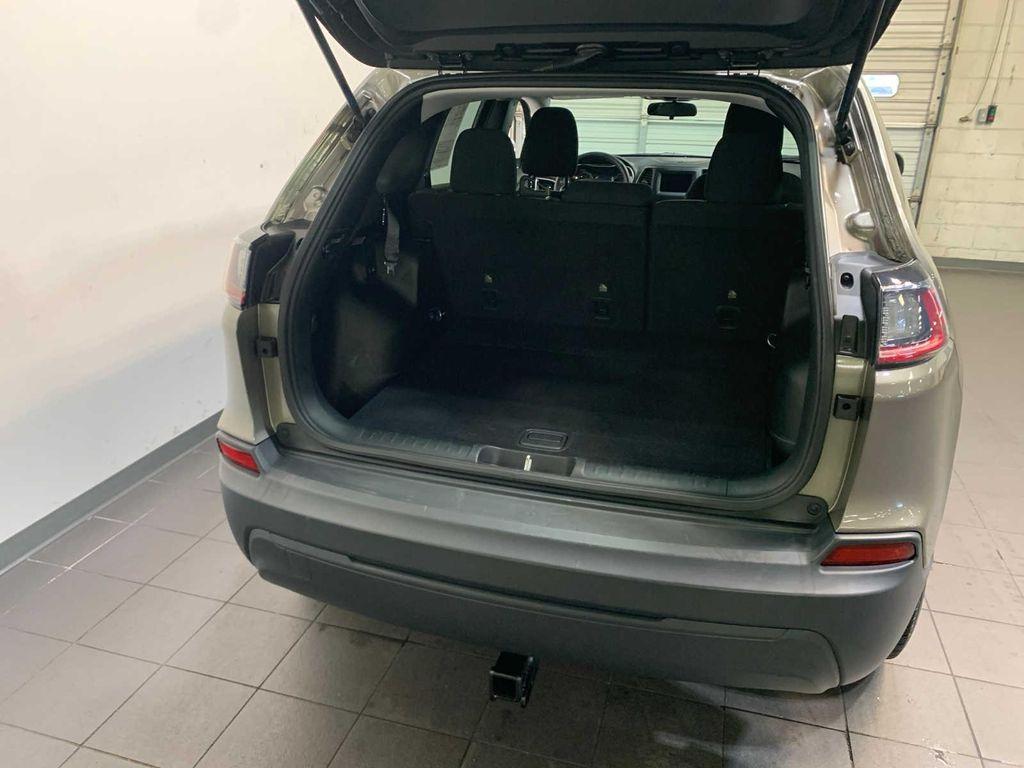 used 2019 Jeep Cherokee car, priced at $13,485
