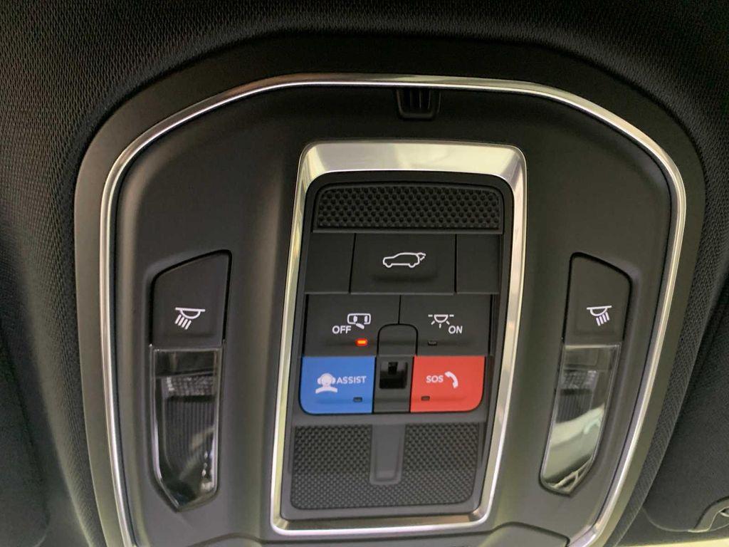 new 2026 Jeep Cherokee car, priced at $40,798