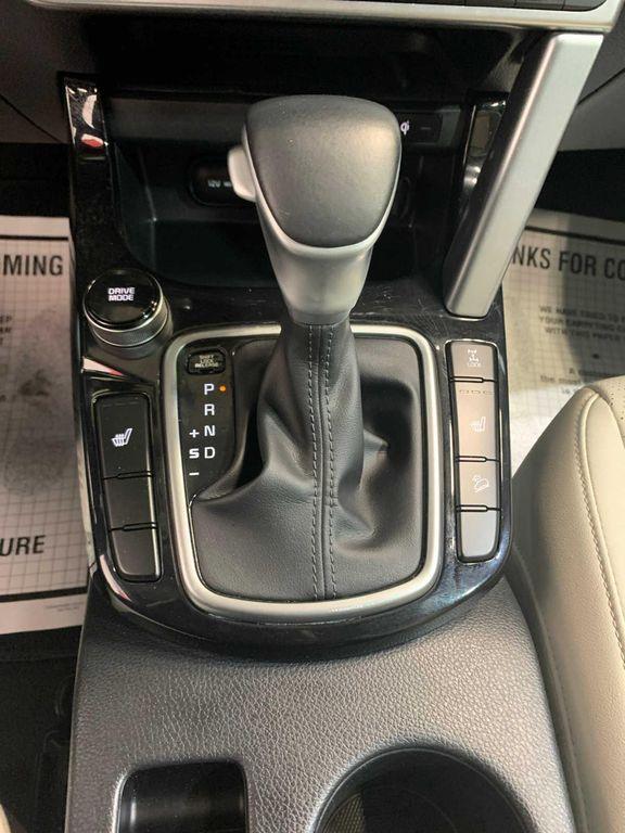 used 2022 Kia Seltos car, priced at $25,789