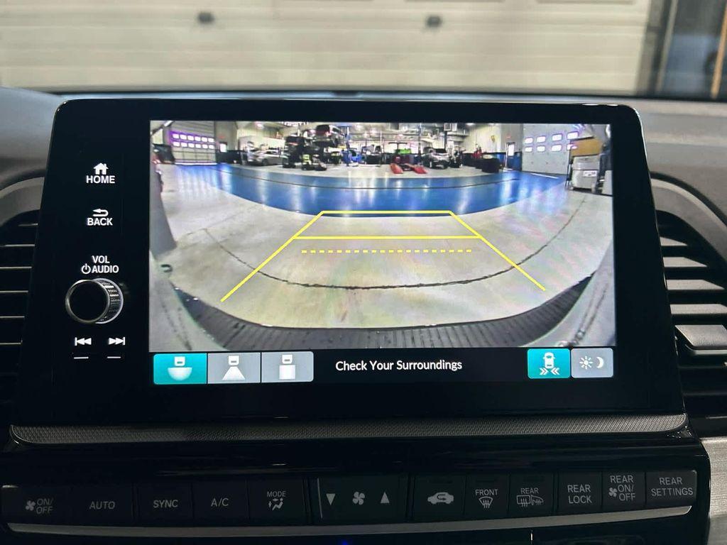 new 2026 Honda Odyssey car, priced at $44,290