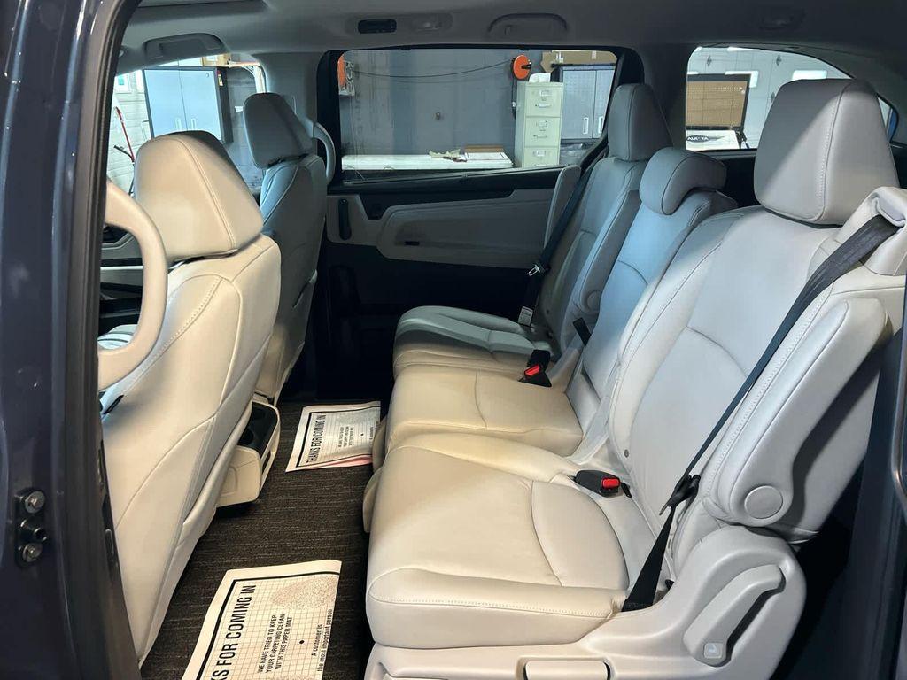 new 2026 Honda Odyssey car, priced at $44,290