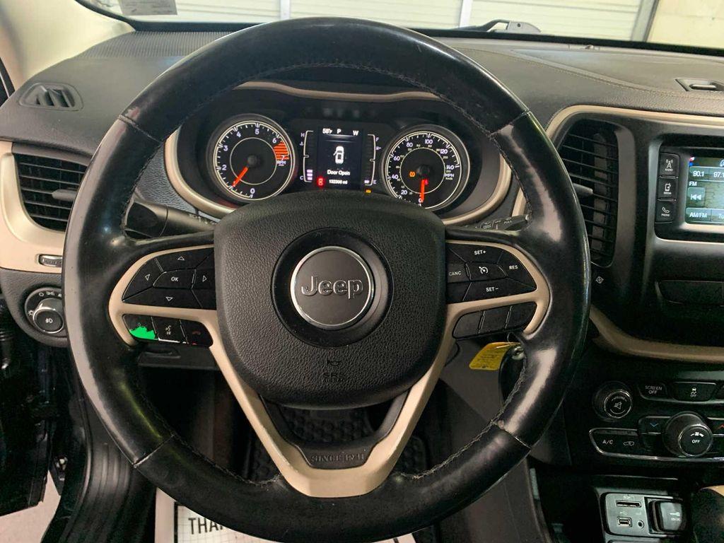 used 2018 Jeep Cherokee car, priced at $12,789