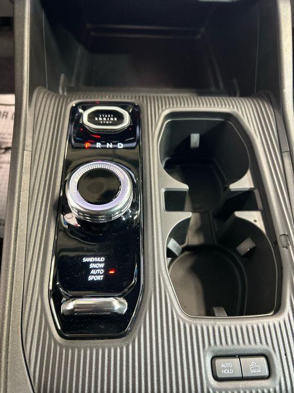 new 2026 Jeep Cherokee car, priced at $40,287