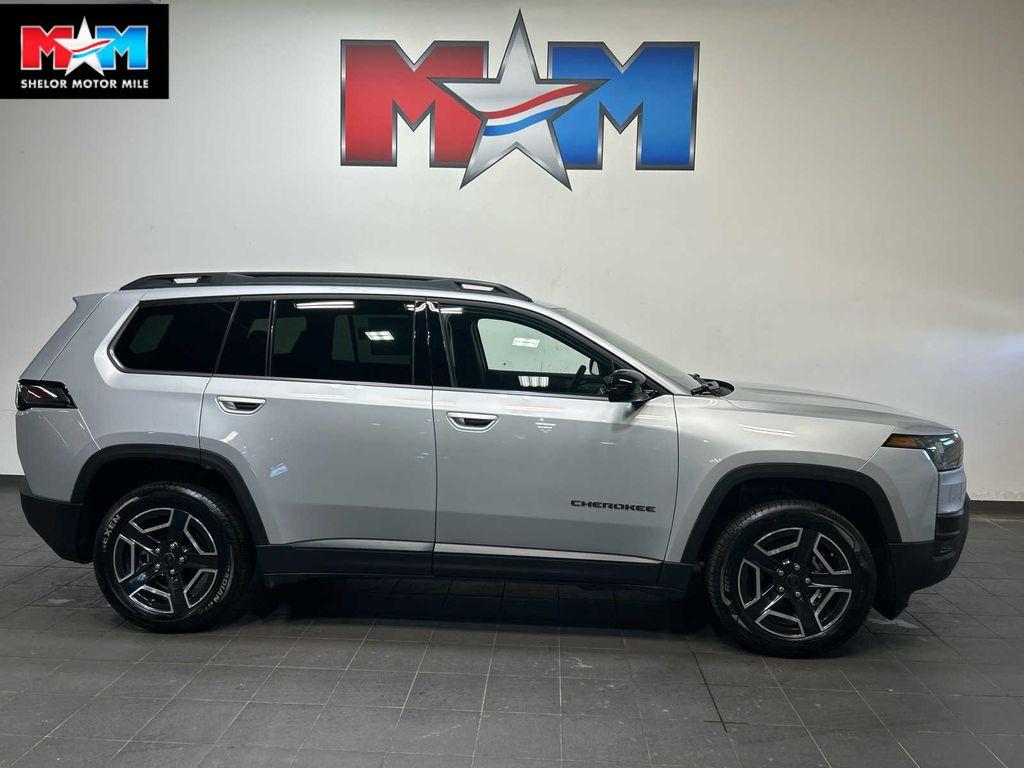 new 2026 Jeep Cherokee car, priced at $40,287