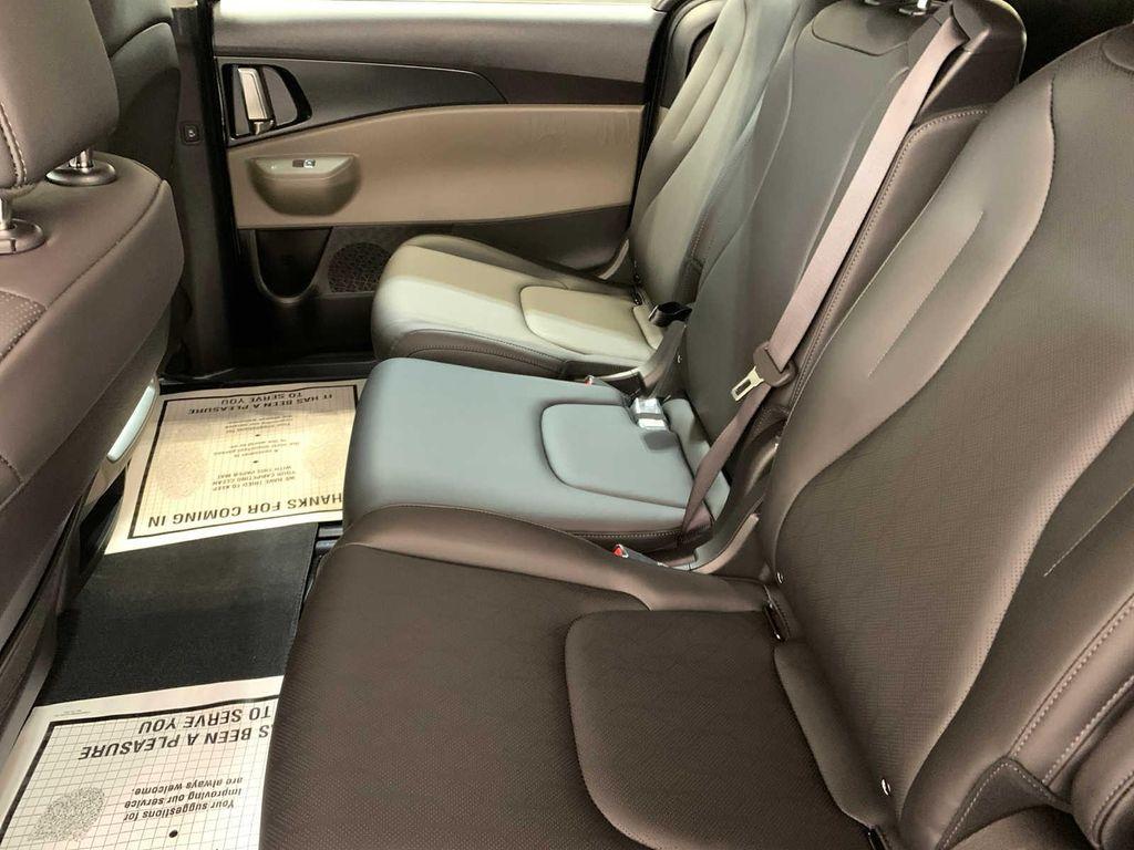 new 2026 Kia Carnival car, priced at $39,799