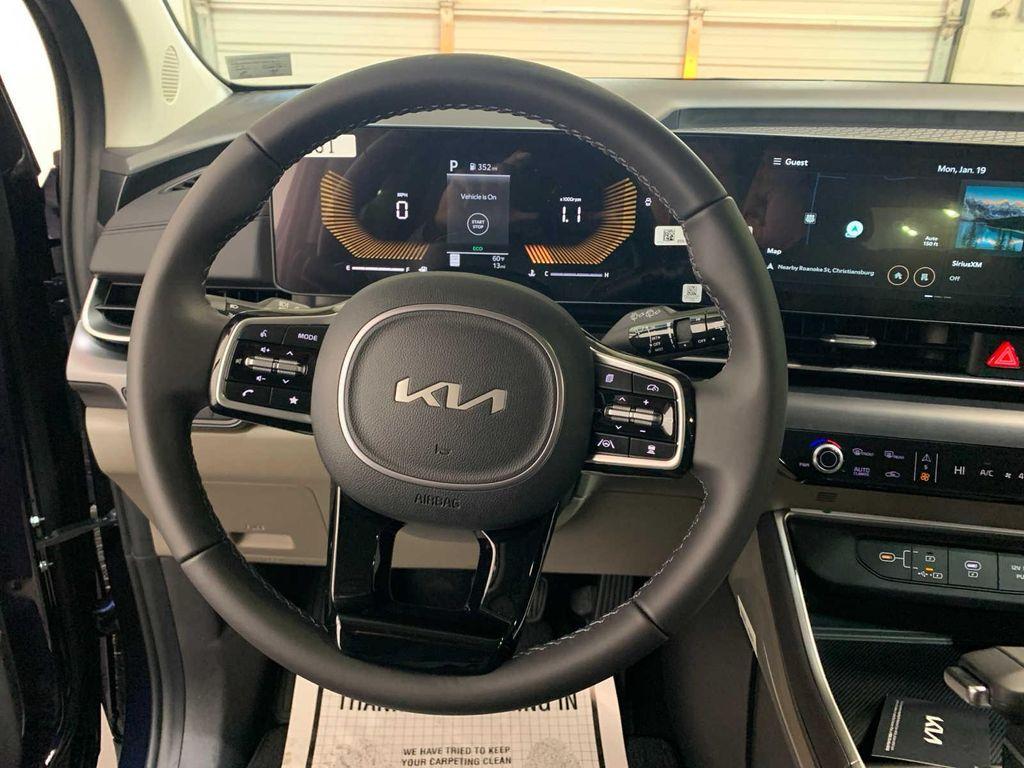 new 2026 Kia Carnival car, priced at $39,799