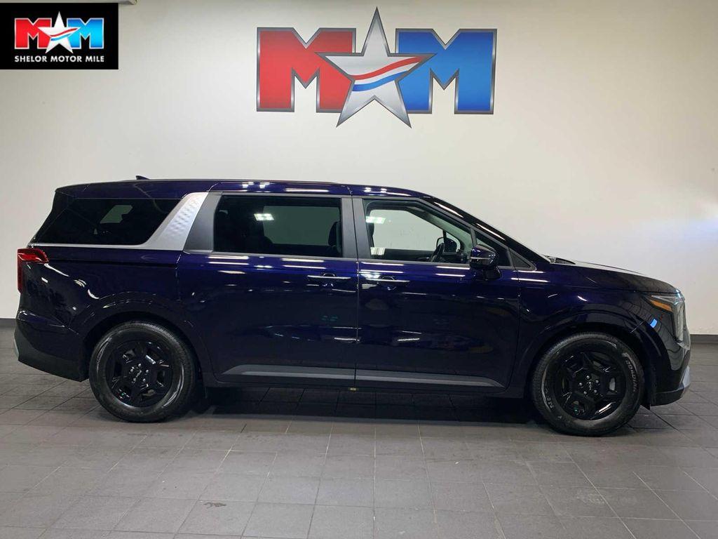 new 2026 Kia Carnival car, priced at $39,799