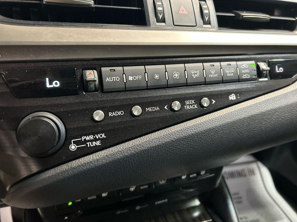 used 2019 Lexus ES 350 car, priced at $31,186