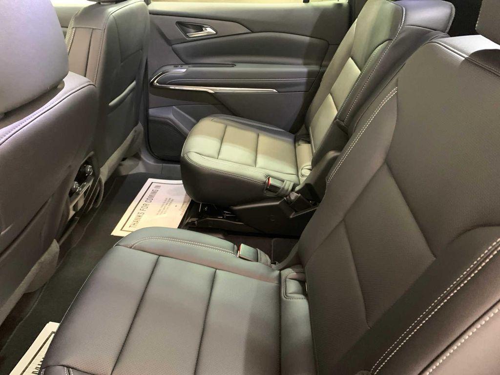 new 2026 Chevrolet Traverse car, priced at $46,298