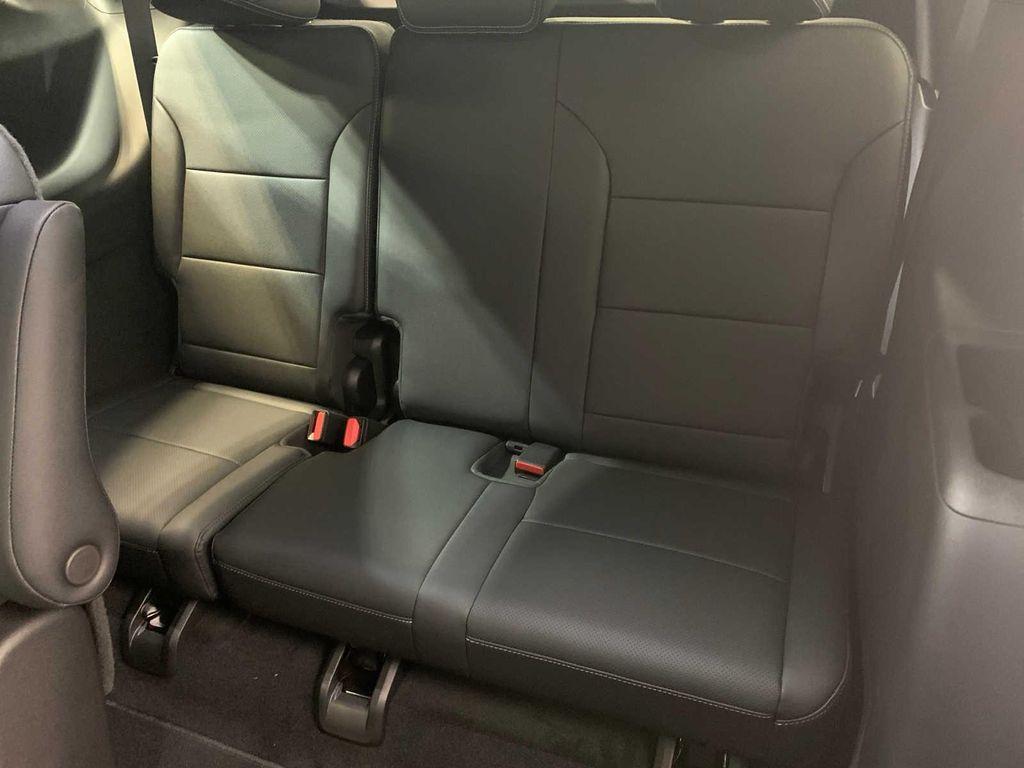 new 2026 Chevrolet Traverse car, priced at $46,298