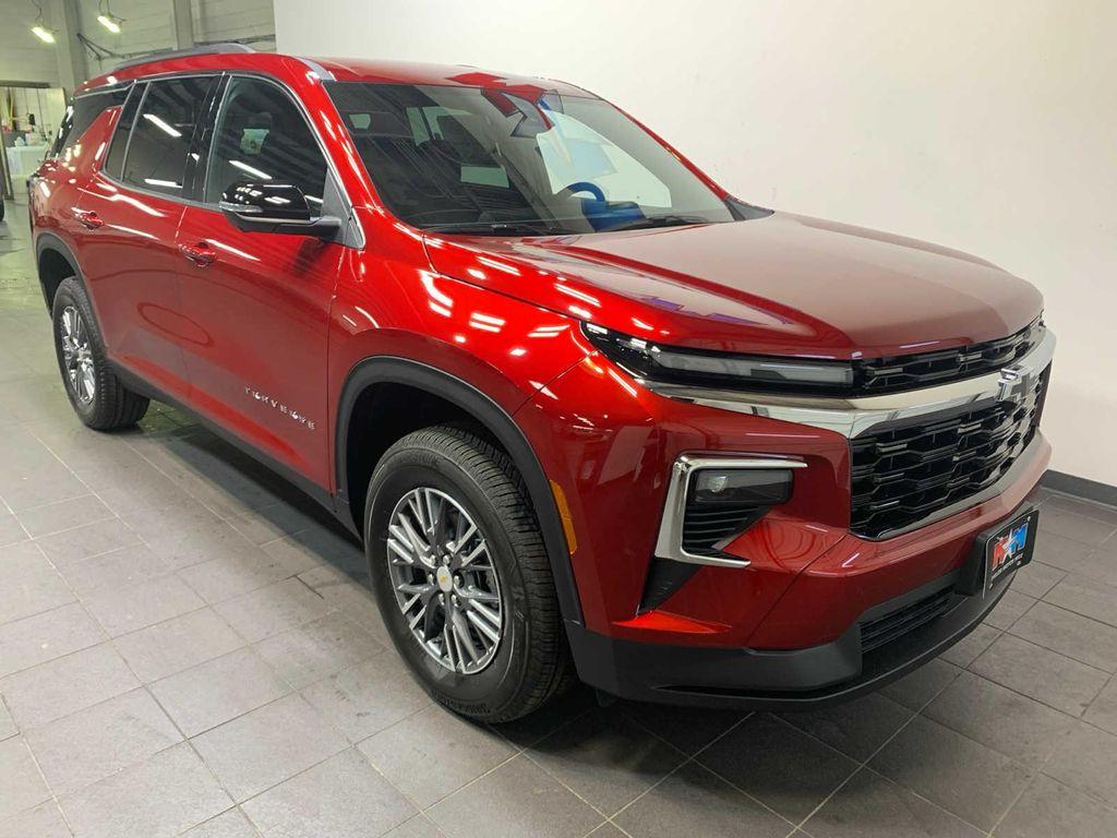 new 2026 Chevrolet Traverse car, priced at $46,298