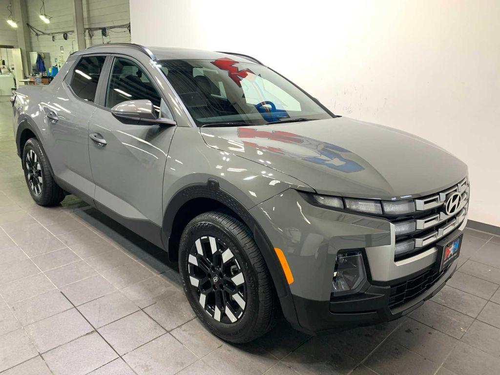 used 2025 Hyundai SANTA CRUZ car, priced at $30,475