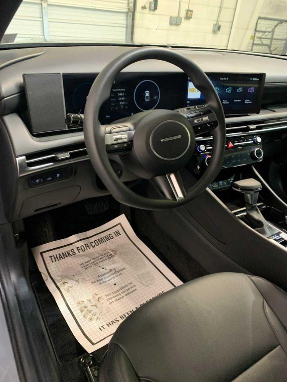 used 2025 Hyundai SANTA CRUZ car, priced at $30,475