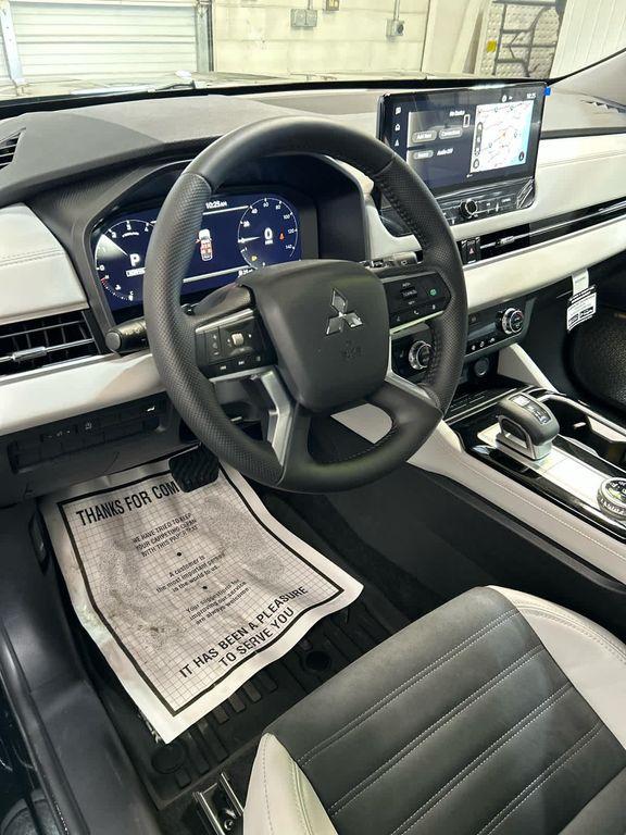 new 2026 Mitsubishi Outlander car, priced at $43,567