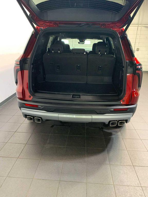 new 2026 Chevrolet Traverse car, priced at $45,940