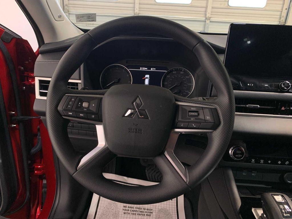 new 2025 Mitsubishi Outlander car, priced at $35,315