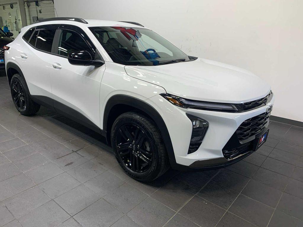 used 2025 Chevrolet Trax car, priced at $26,849