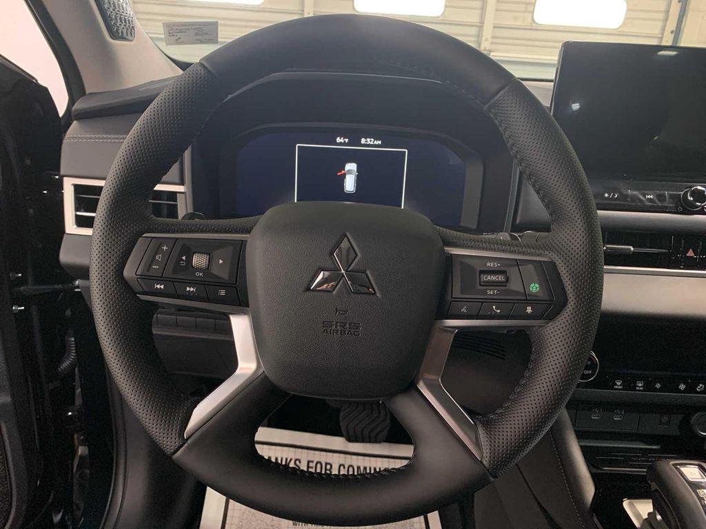 new 2025 Mitsubishi Outlander car, priced at $37,995