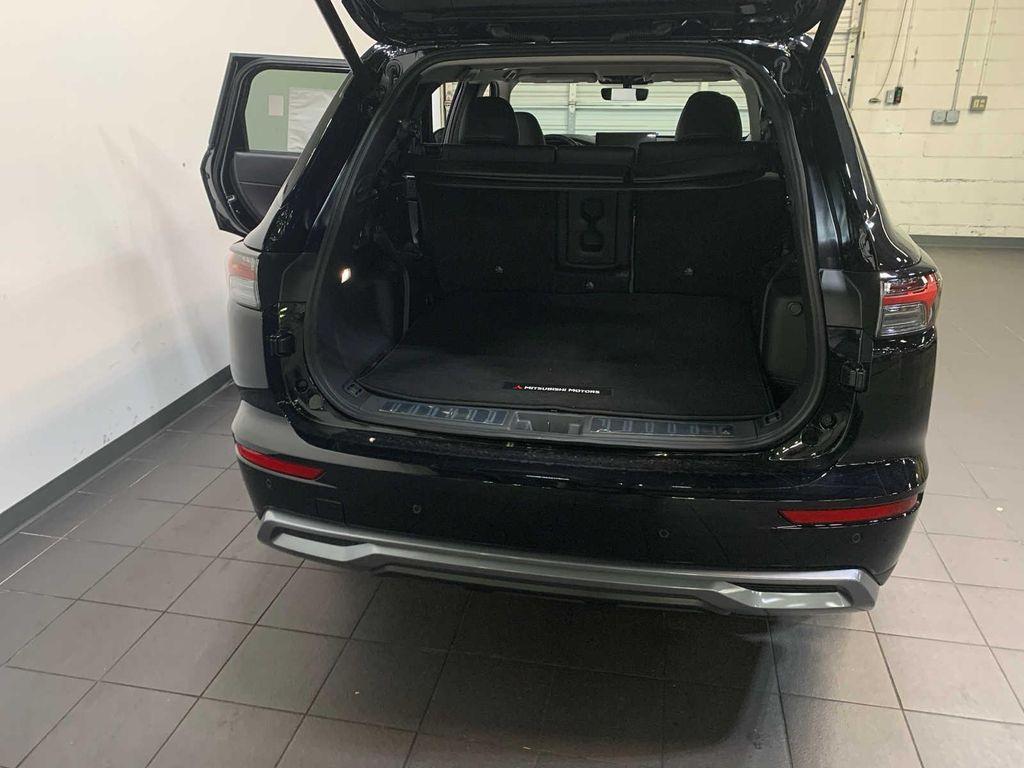 new 2025 Mitsubishi Outlander car, priced at $37,995