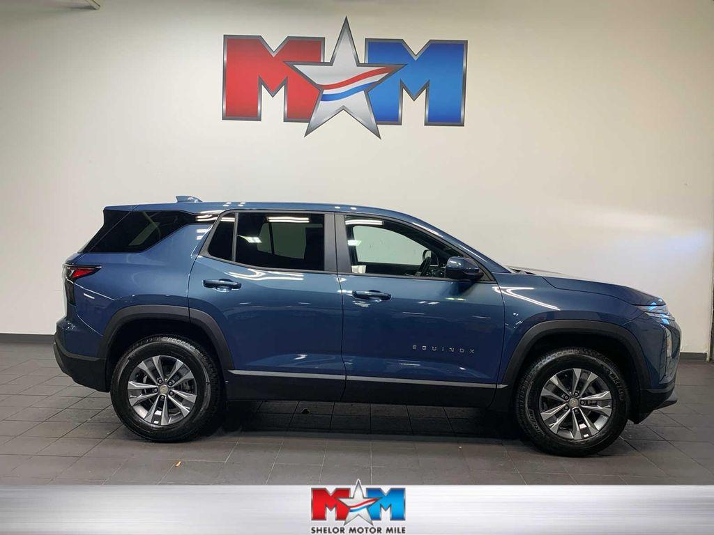 used 2026 Chevrolet Equinox car, priced at $30,395