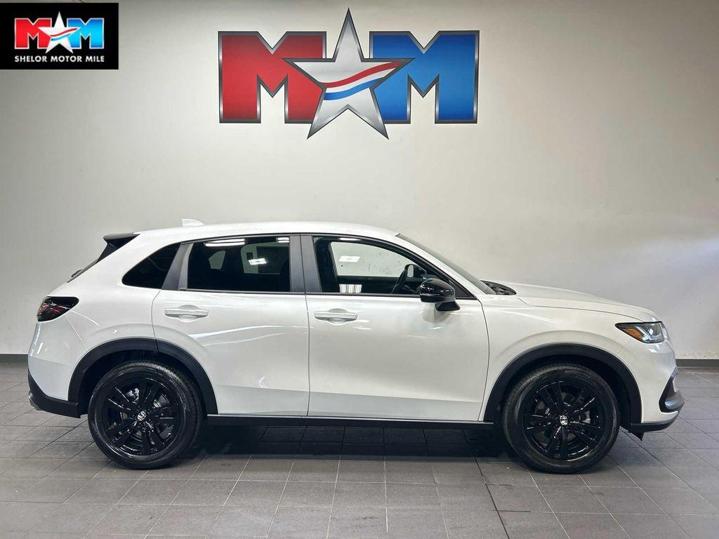 new 2027 Honda HR-V car, priced at $32,502