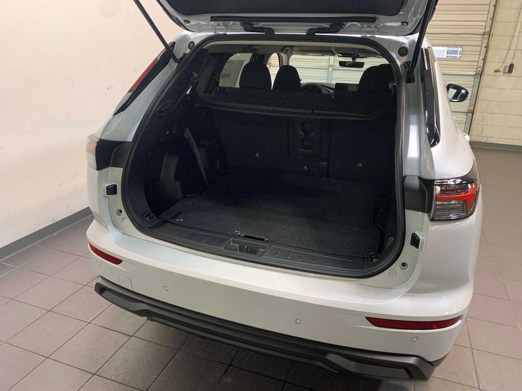 new 2026 Mitsubishi Outlander car, priced at $35,350