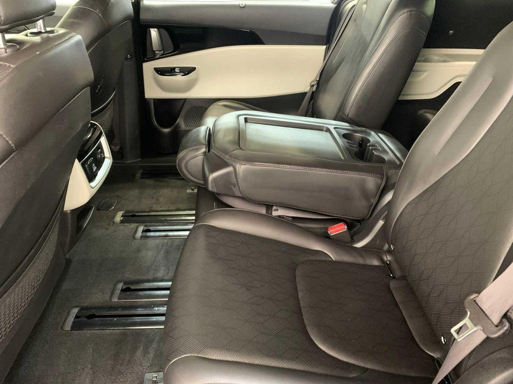 used 2024 Kia Carnival car, priced at $39,689