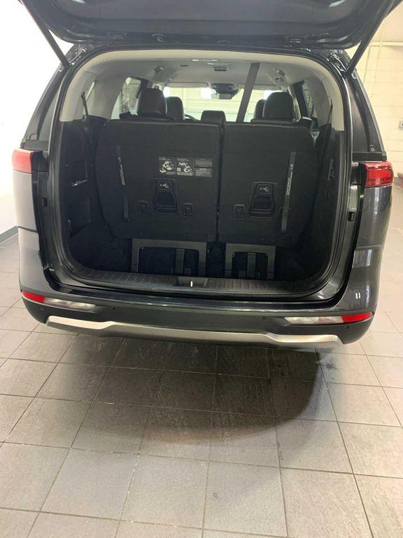 used 2024 Kia Carnival car, priced at $39,689