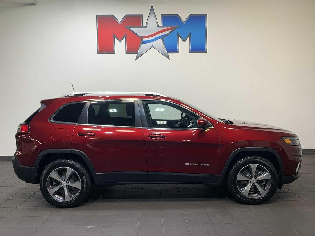 used 2019 Jeep Cherokee car, priced at $21,489