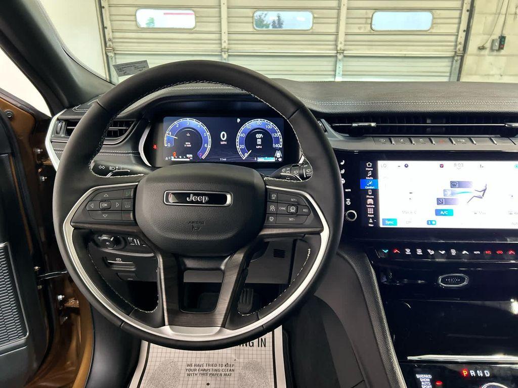 new 2026 Jeep Grand Cherokee car, priced at $53,202