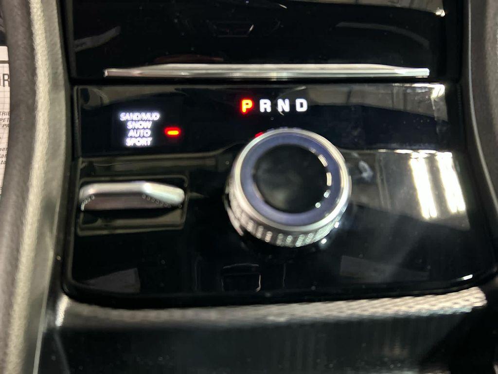 new 2026 Jeep Grand Cherokee car, priced at $53,202