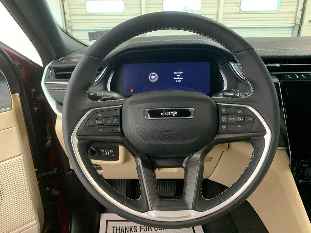 used 2024 Jeep Grand Cherokee car, priced at $38,948