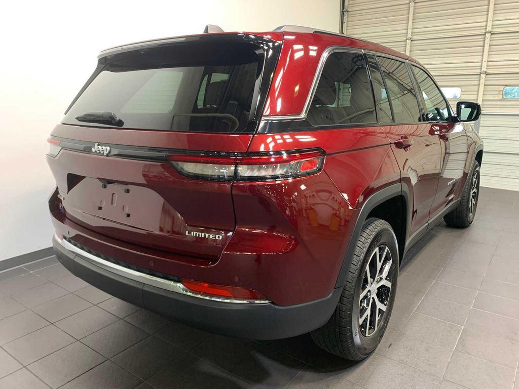 used 2024 Jeep Grand Cherokee car, priced at $38,948