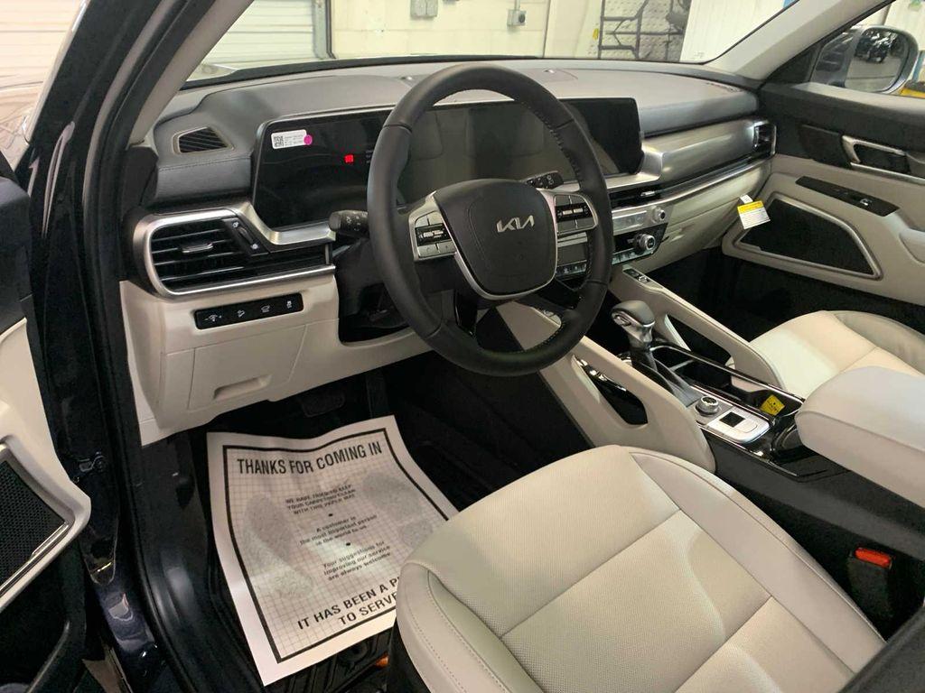 new 2025 Kia Telluride car, priced at $42,171