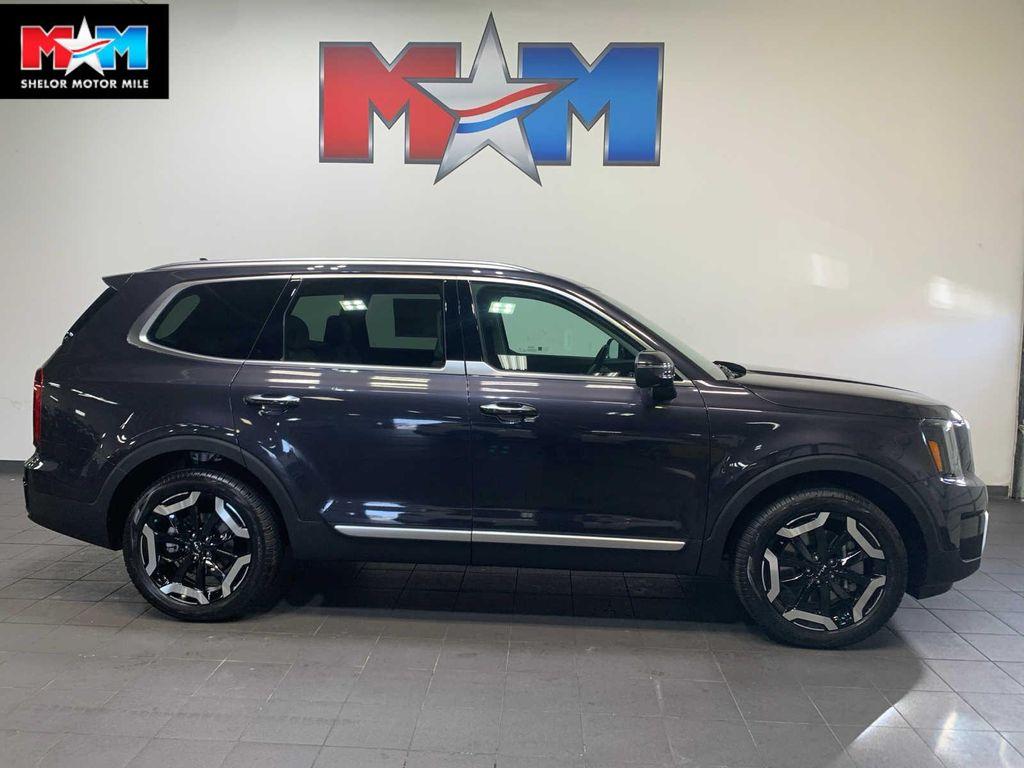 new 2025 Kia Telluride car, priced at $42,171