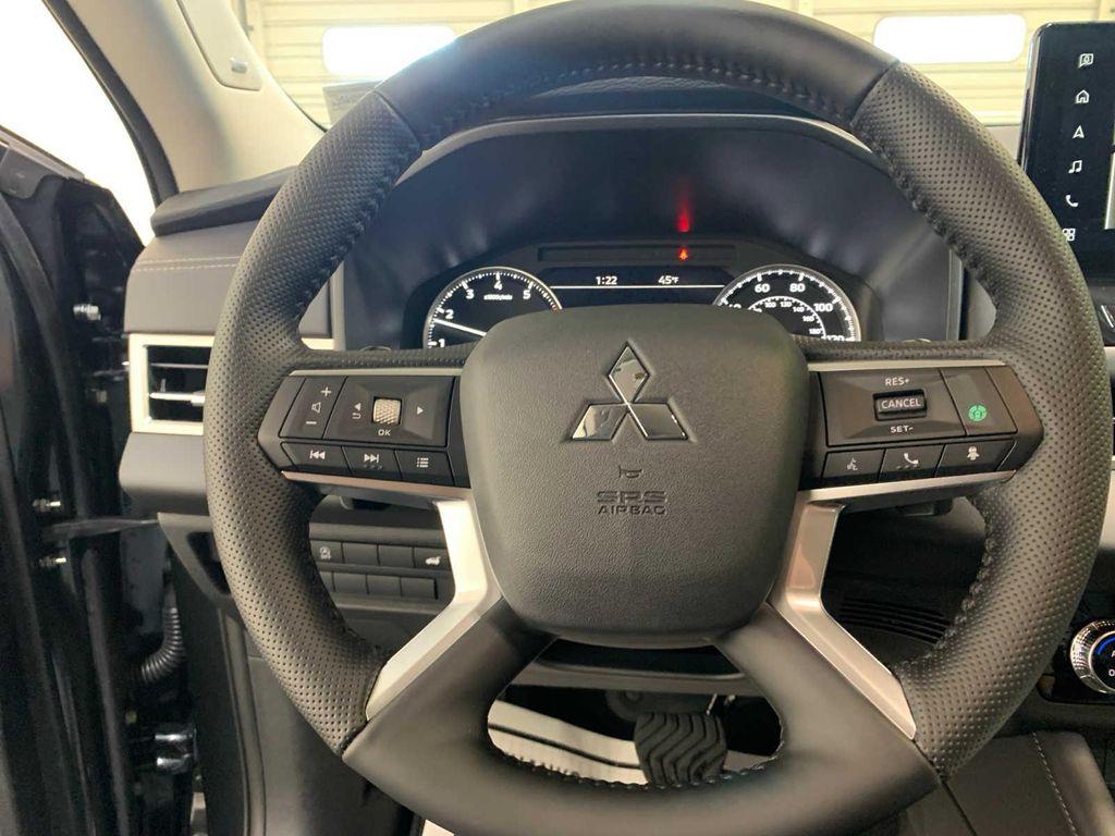 new 2026 Mitsubishi Outlander car, priced at $38,750