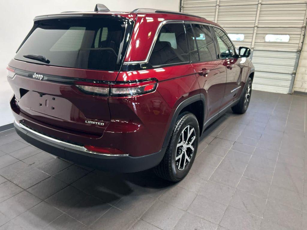 used 2025 Jeep Grand Cherokee car, priced at $42,686