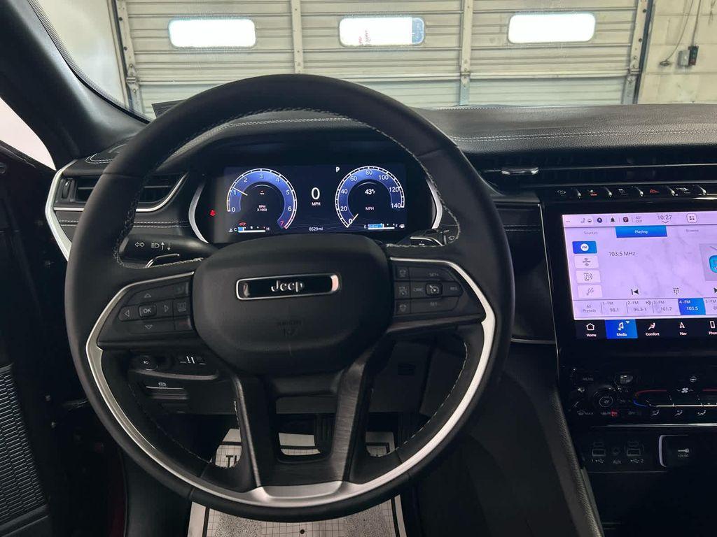 used 2025 Jeep Grand Cherokee car, priced at $42,686