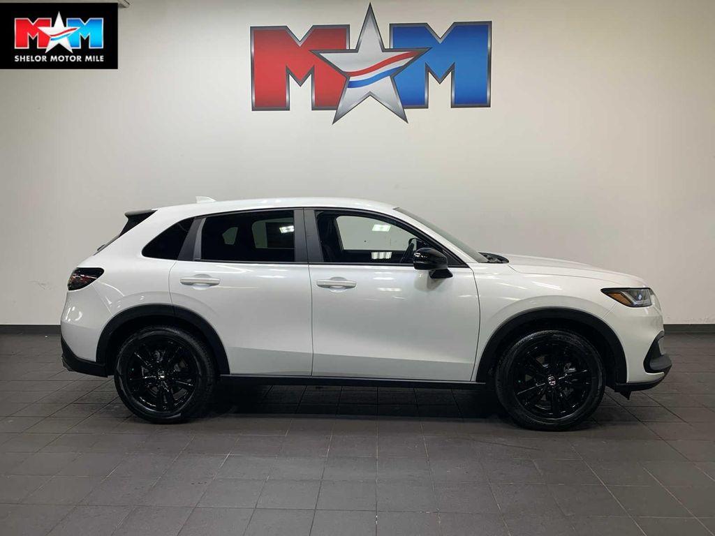 new 2026 Honda HR-V car, priced at $30,477