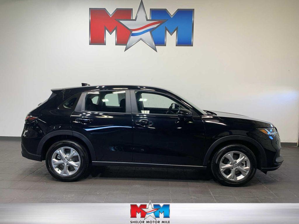 used 2025 Honda HR-V car, priced at $27,989
