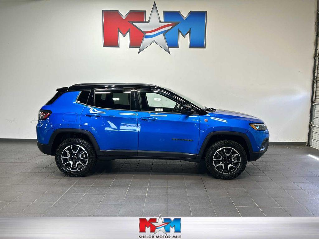 used 2025 Jeep Compass car, priced at $33,184
