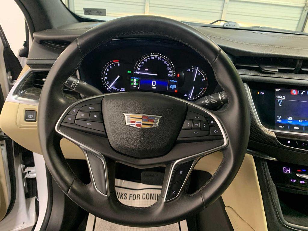 used 2017 Cadillac XT5 car, priced at $19,989