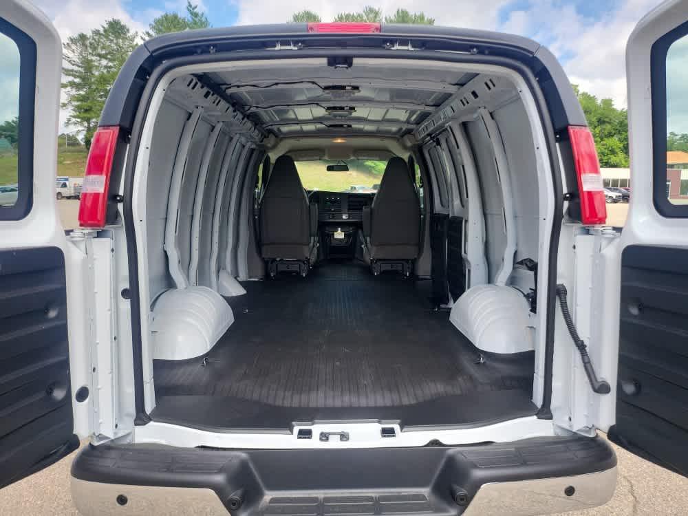 new 2026 Chevrolet Express 2500 car, priced at $44,486