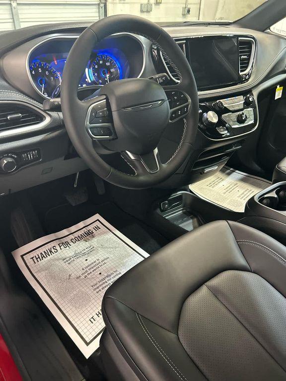 new 2027 Chrysler Pacifica car, priced at $44,996