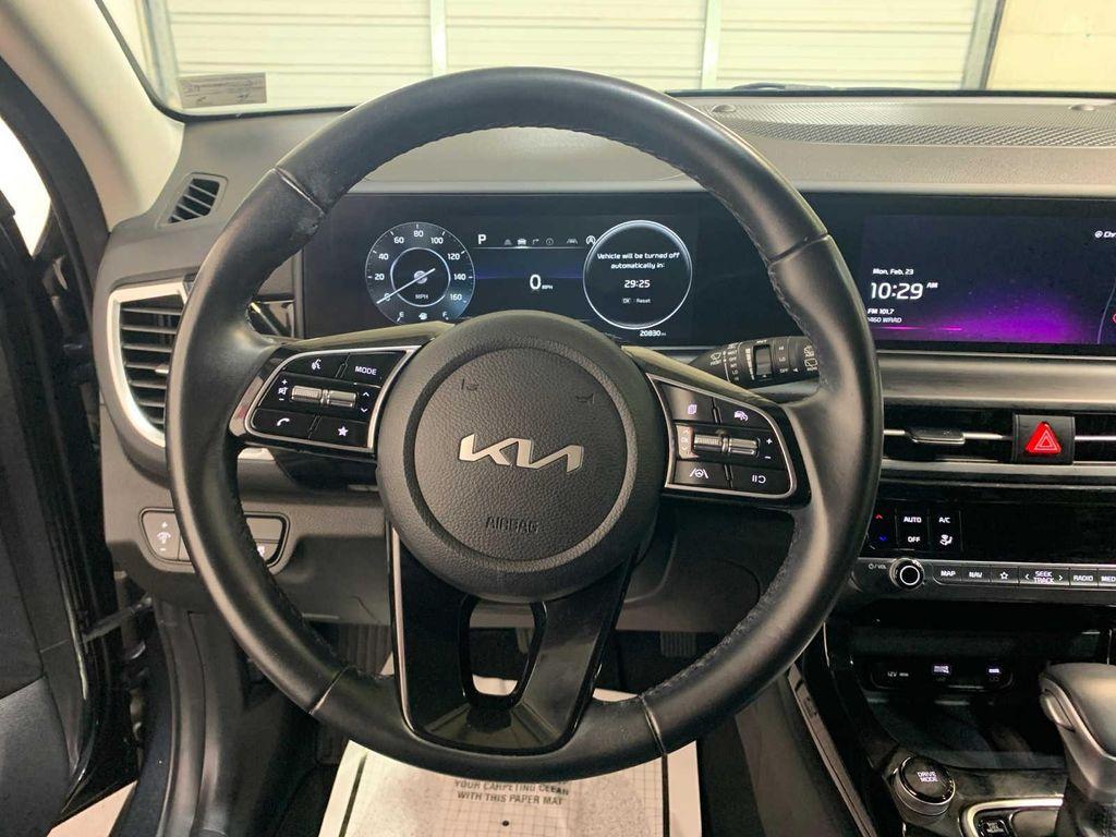 used 2024 Kia Seltos car, priced at $25,489